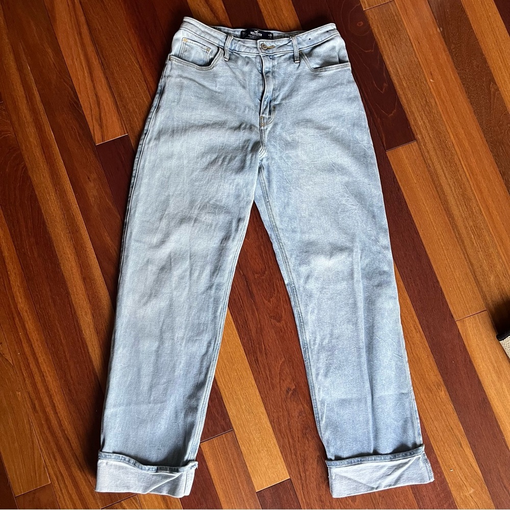 HOLLISTER ULTRA HIGH RISE DAD JEANS